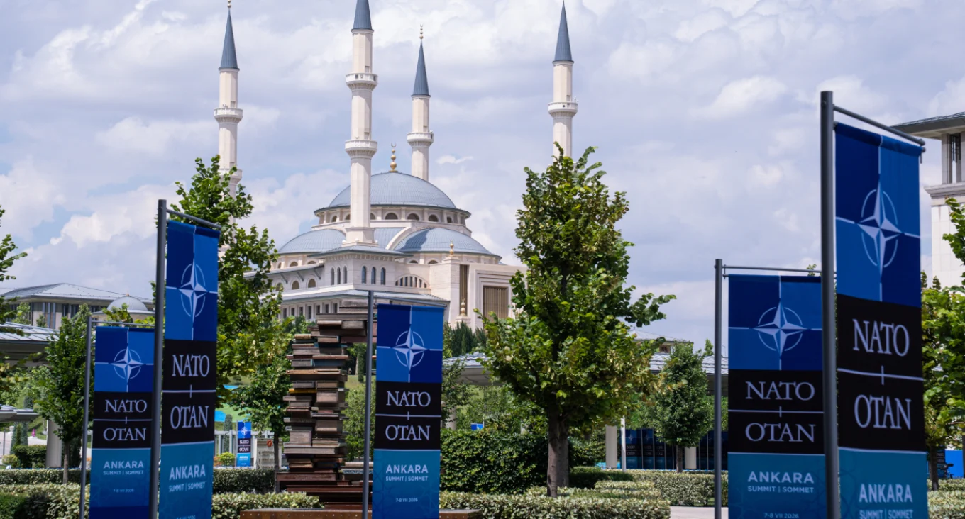 “As një zog nuk e lënë të fluturojë”/ Trump dërgon 1,000 persona në Ankara për Samitin e NATO-s, masa drakoniane sigurie