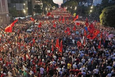 Revolta e 56 kundër Ramës, qytetarët nisin organizimin në sheshin “Skënderbej”, kërkojnë dorëheqjen e kryeministrit
