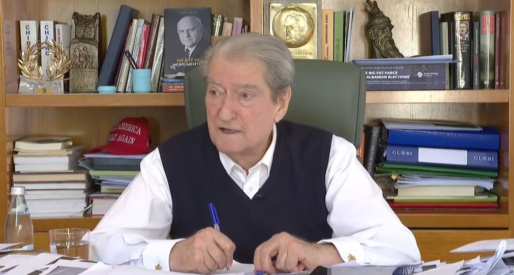 “Vodhi miliona bashkë me Lubi Ballukun!”- Berisha: Rama injoroi kërkesat e ligjshme të protestuesve, e para është dorëheqja e tij! Është njeri i falimentuar