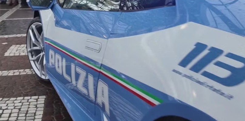 Itali, 4 shqiptarë nga Kosova ndiqen me makina dhe sulmohen me thika, çekiç e spraj me piper