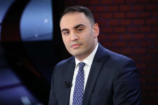 “Sadushi është avokati më i madh i zyrtarëve dhe politikanëve”/ Këlliçi: Kryetari i Gjykatës së Lartë organizon festa private me Edi Ramën!