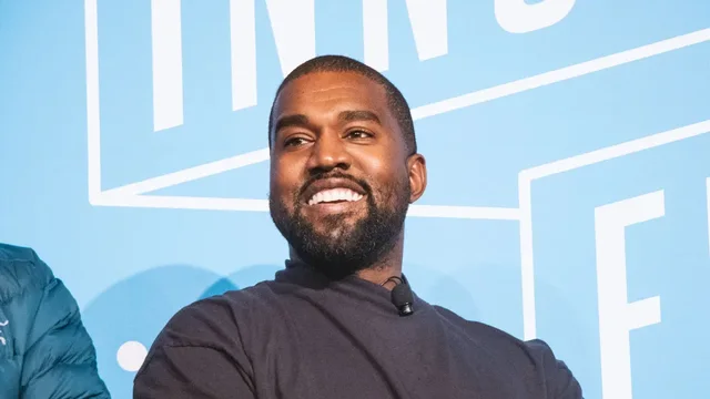 Shiti 100 mijë bileta për dy ditë në Rusi/ Koncerti i Kanye West do të anulohet nëse nuk deklaron mbështetje morale për luftën kundër Ukrainës