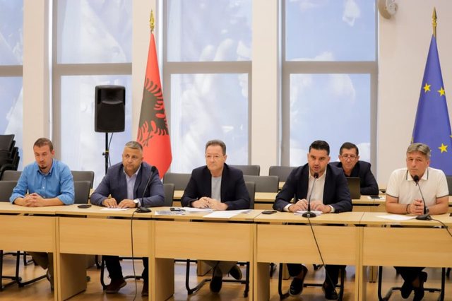Reforma Territoriale përballë KiE-së/ Shoqata e Bashkive: Po bëhet pa pyetur qytetarët, nuk ka legjimitet