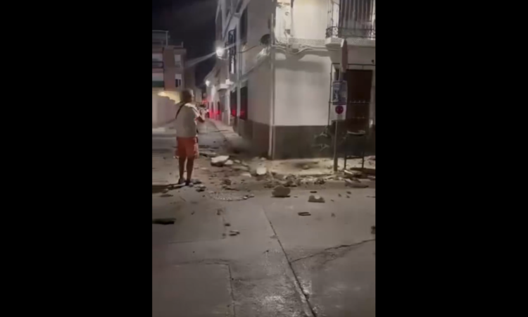 VIDEO/ Tërmet me magnitudë 5.0 godet Spanjën! Dëme në makina dhe shtëpi. Nuk raportohet për të lënduar
