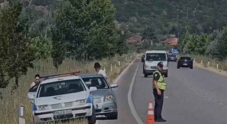 Aksident i rëndë në aksin Levan-Tepelenë, plagoset çifti i bashkëshortëve dhe dy fëmijët