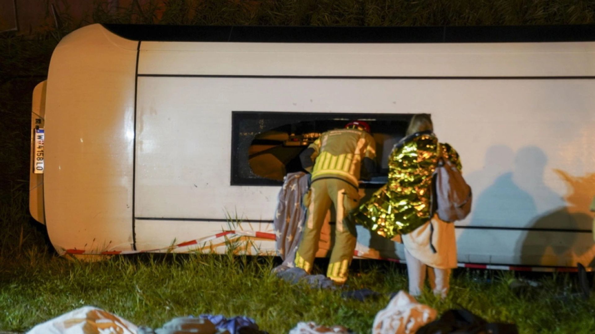 Autobusi me studentë gjermanë përplaset me një furgon në Hollandë, 20 të plagosur
