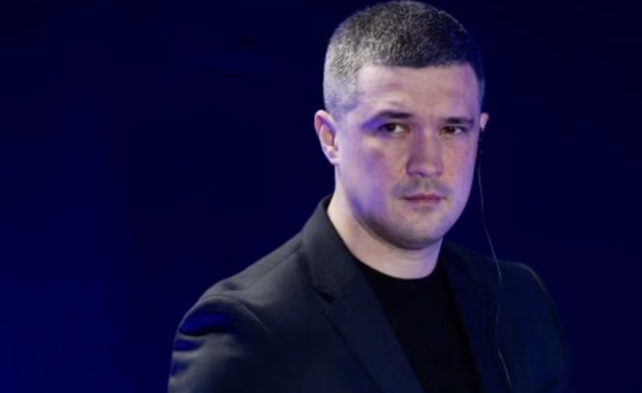 U shkarkua nga detyra, ish-ministri i Mbrojtjes i Ukrainës kërkon zgjedhje në sfidë ndaj Zelenskyt