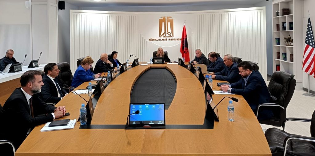 Pas gjyqtarëve, KLP vendos për rritjen e pagës së prokurorëve
