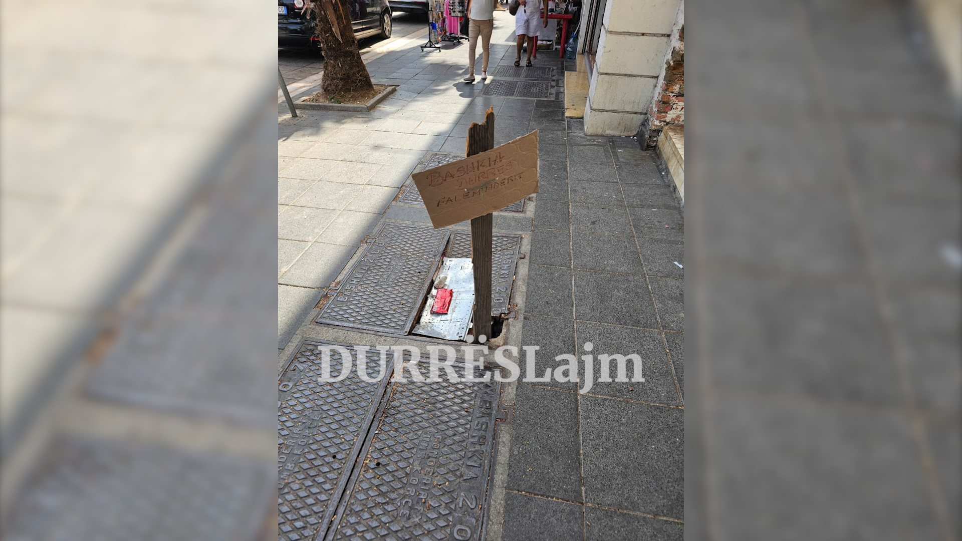 FOTOLAJM/ Sbfaqet tabela ironike në bulevardin “Epidamn”: Bashkia Durrës faleminderit