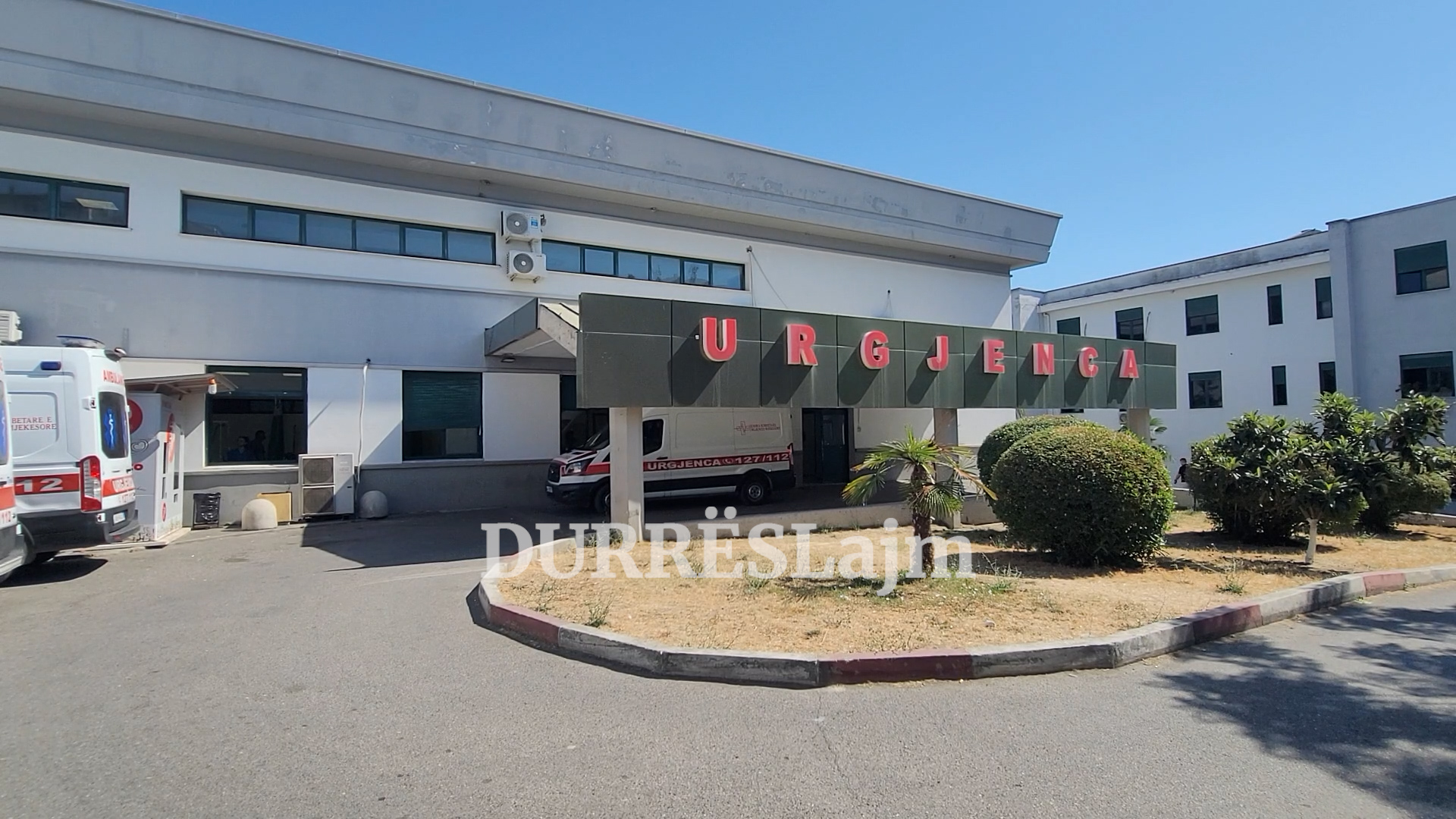 Gjendet e pajetë një grua e moshuar në plazhin e Durrësit