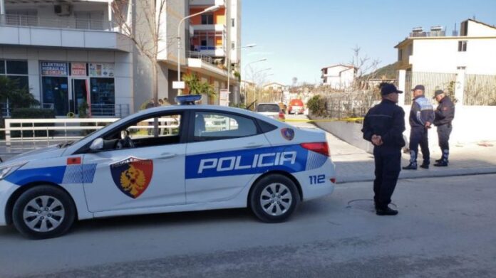 EMRI/ E rëndë në Orikum, 67-vjeçari bie nga lartësia, detajet e para