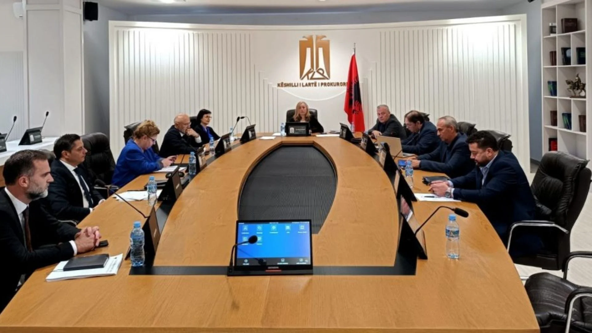 Gara për Prokurorin e Përgjithshëm fut në sherr anëtarët e KLP-së, shtyhet shqyrtimi i pesë kandidaturave