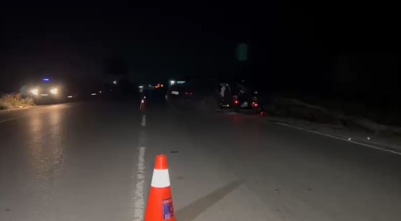 Aksident në aksin Korçë-Pogradec, humb jetën një 26-vjeçar, plagosen dy persona të tjerë