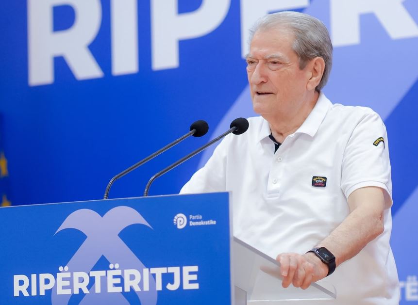 “Panik, tmerr, frikë në kampin e qeverisë”- Berisha zbulon prapaskenat çfarë po ndodh në PS: Krijohet komisioni “Balla”