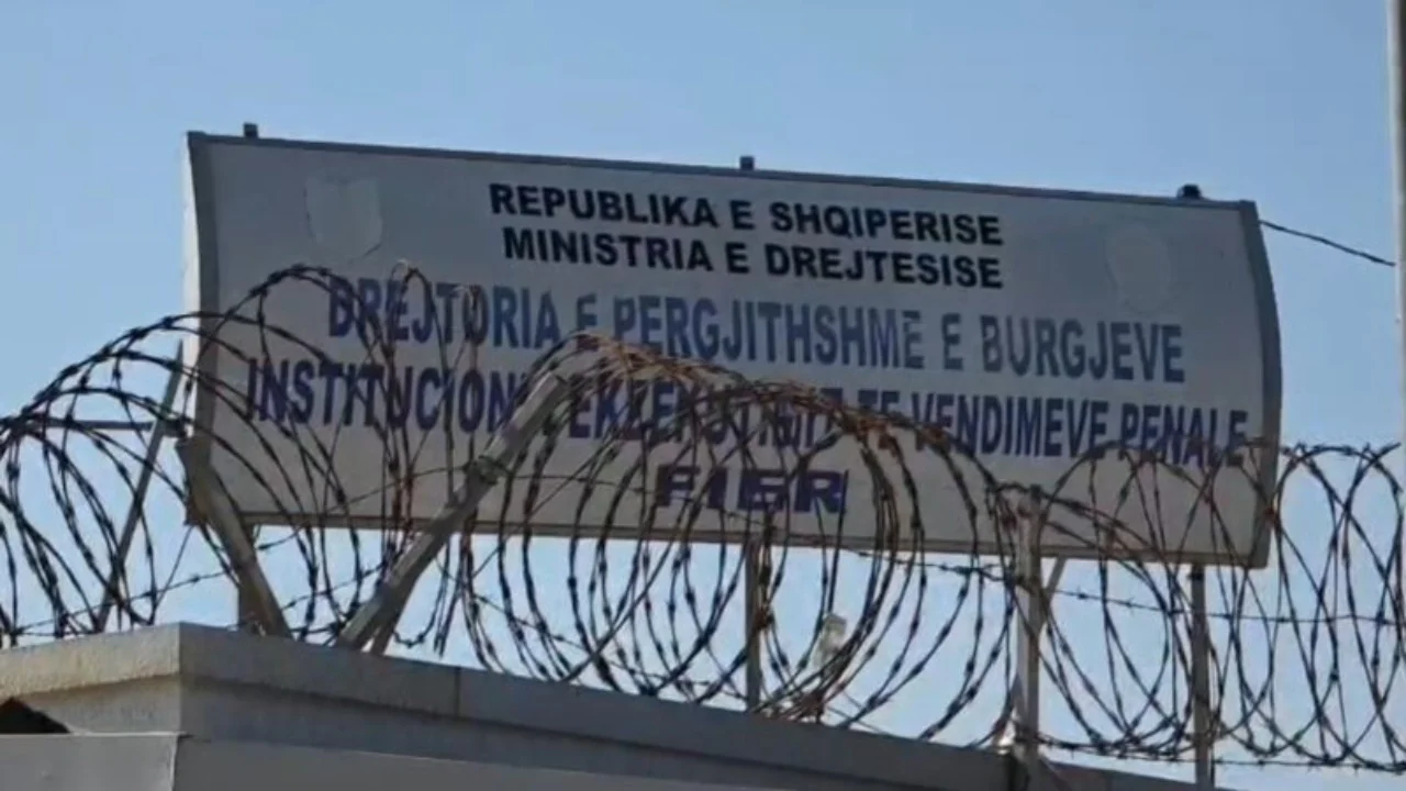 Përleshja në burgun e Fierit, transferohen dy të dënuar, 6 policë nën hetim për neglizhencë