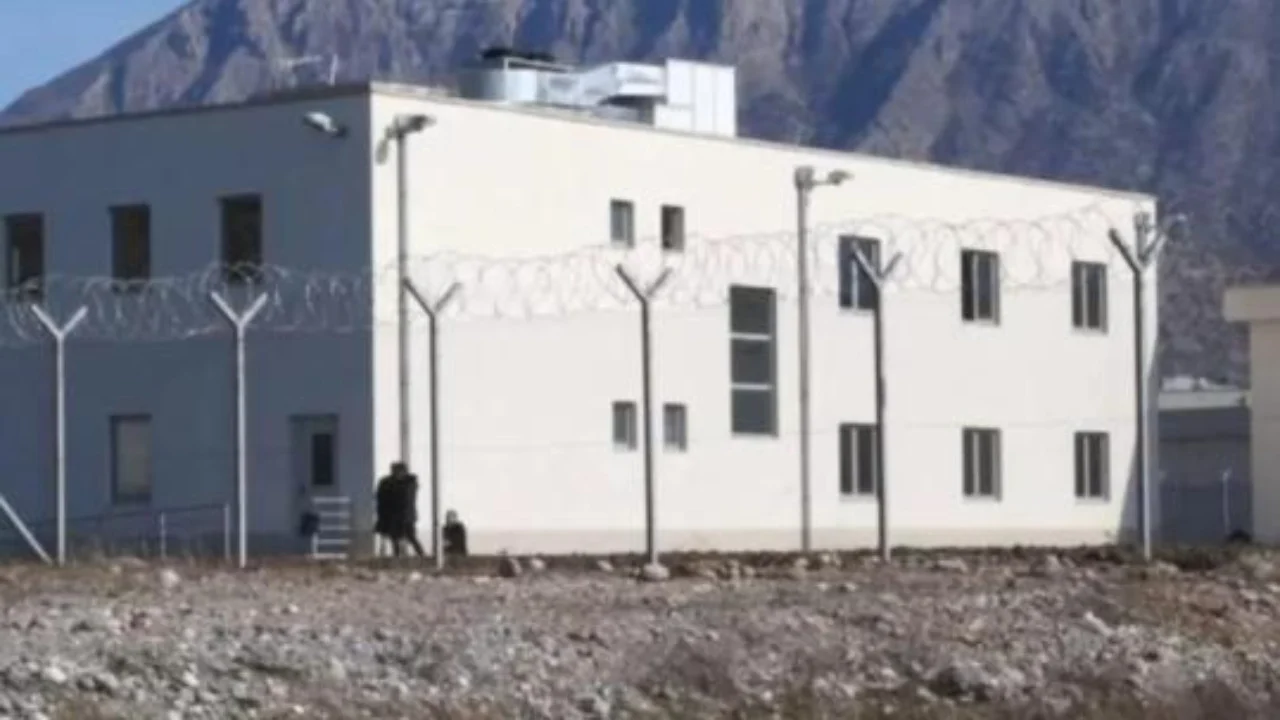 Arratiset nga burgu i Reçit një person, nuk kthehet më pas përfundimit të lejes