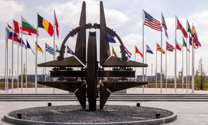 NATO dënon shkeljet e hapësirës ajrore të Polonisë dhe Rumanisë nga dronë dhe avionë rusë: Forcohet mbrojtja nga Baltiku në Detin e Zi