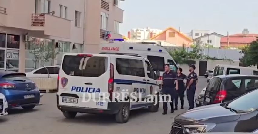Jetonte vetëm, e moshuara gjendet e pajetë në banesë në Durrës (VIDEO)