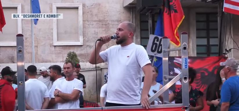 “Protesta ia ka prishur pushimet Ramës, rezistencë kundër autokracisë”- Aktivisti Lika: Askush s’e mendonte që do qëndronim 66 ditë
