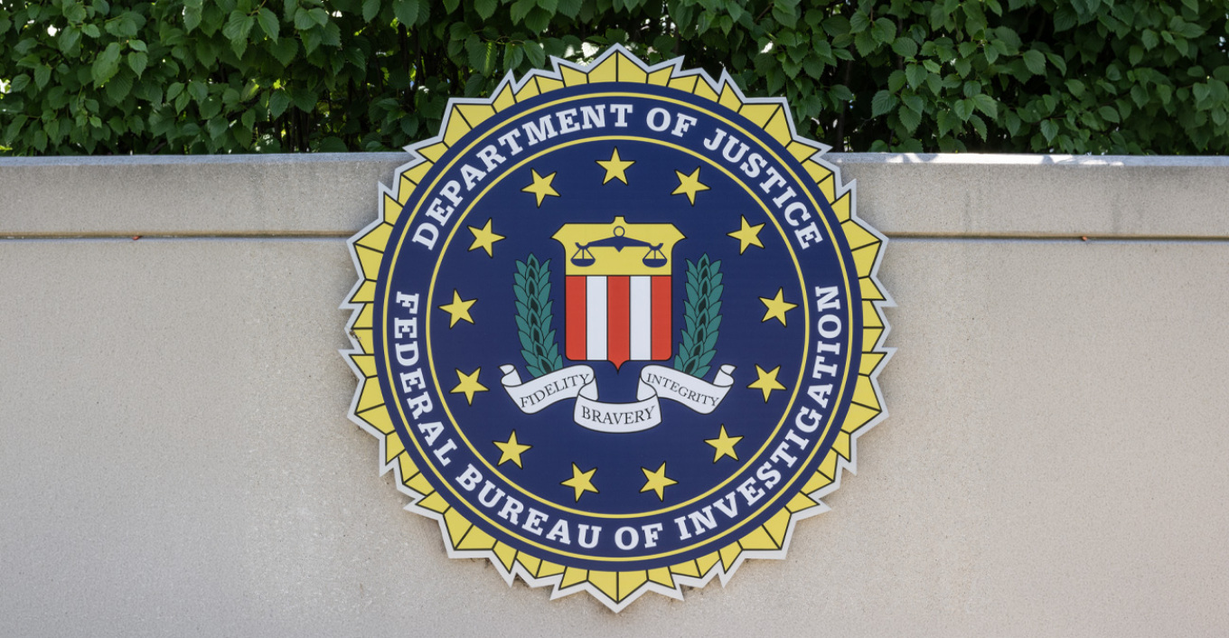 Agjenti i FBI-së vjedh 900 mijë dollarë në kriptomonedha nga llogaria nën hetim, pyeti ChatGPT se çfarë do të bënte me paratë nëse do të largohej nga SHBA