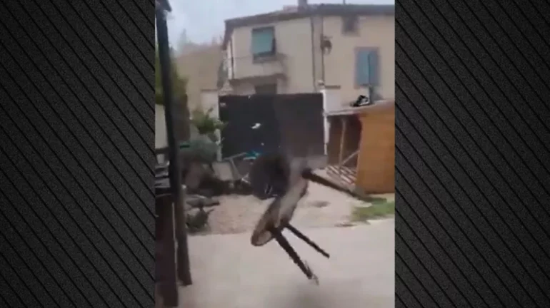 VIDEO/ Tornado e fuqishme godet jugperëndimin e Francës, 41 të plagosur dhe qindra shtëpi të dëmtuara