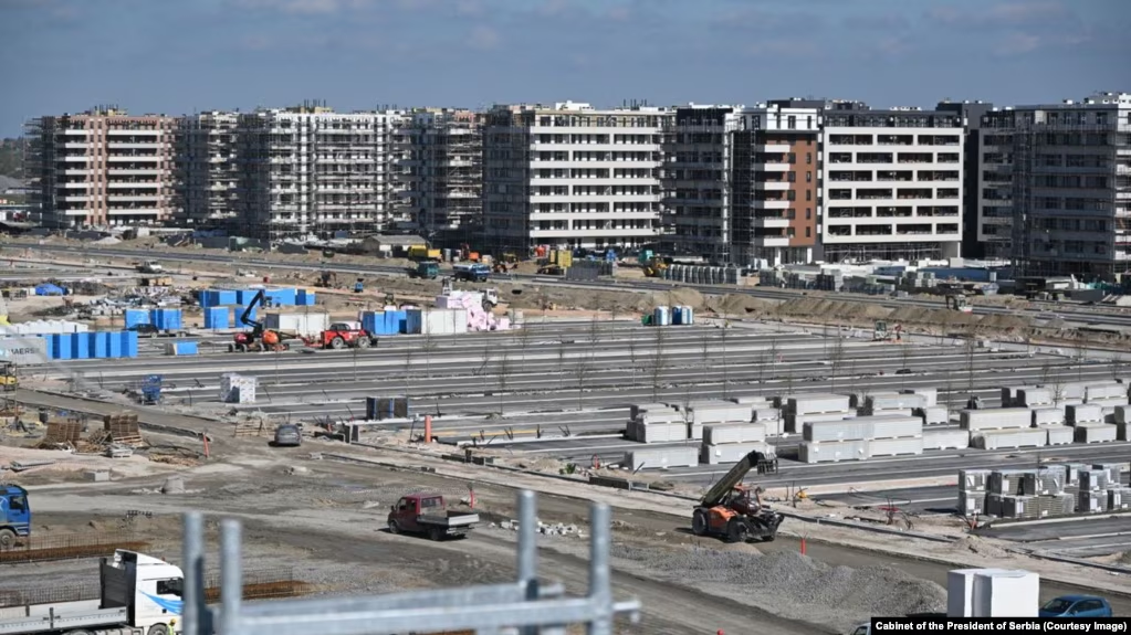 Për çfarë shpenzon Serbia miliona nga rezerva buxhetore?