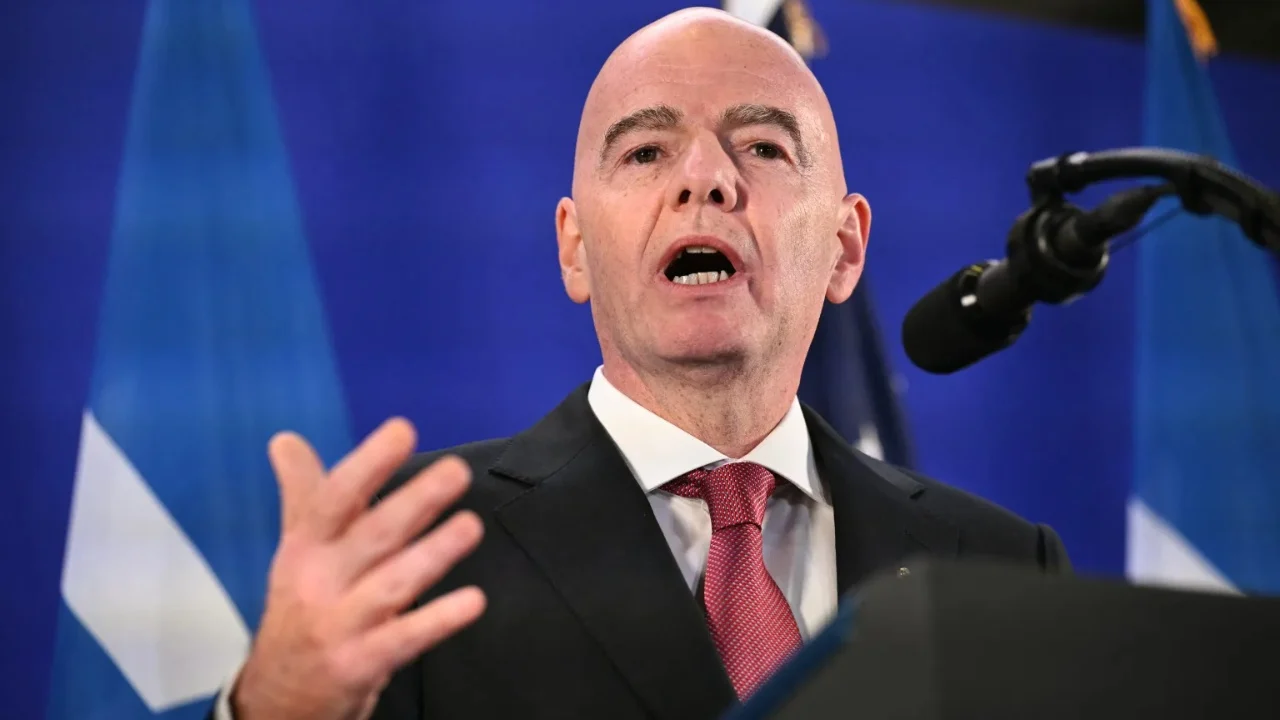 Infantino humb besimin e europianëve, zbulohet federata e parë që tërhiqet zyrtarisht nga mbështetja për Presidentin e FIFA-s