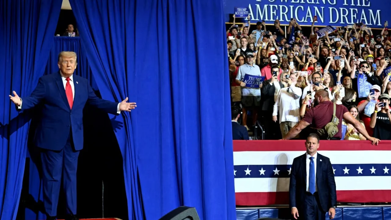 Rrezikohet kontrolli i Kongresit, Trump mobilizon miliona dollarë për republikanët