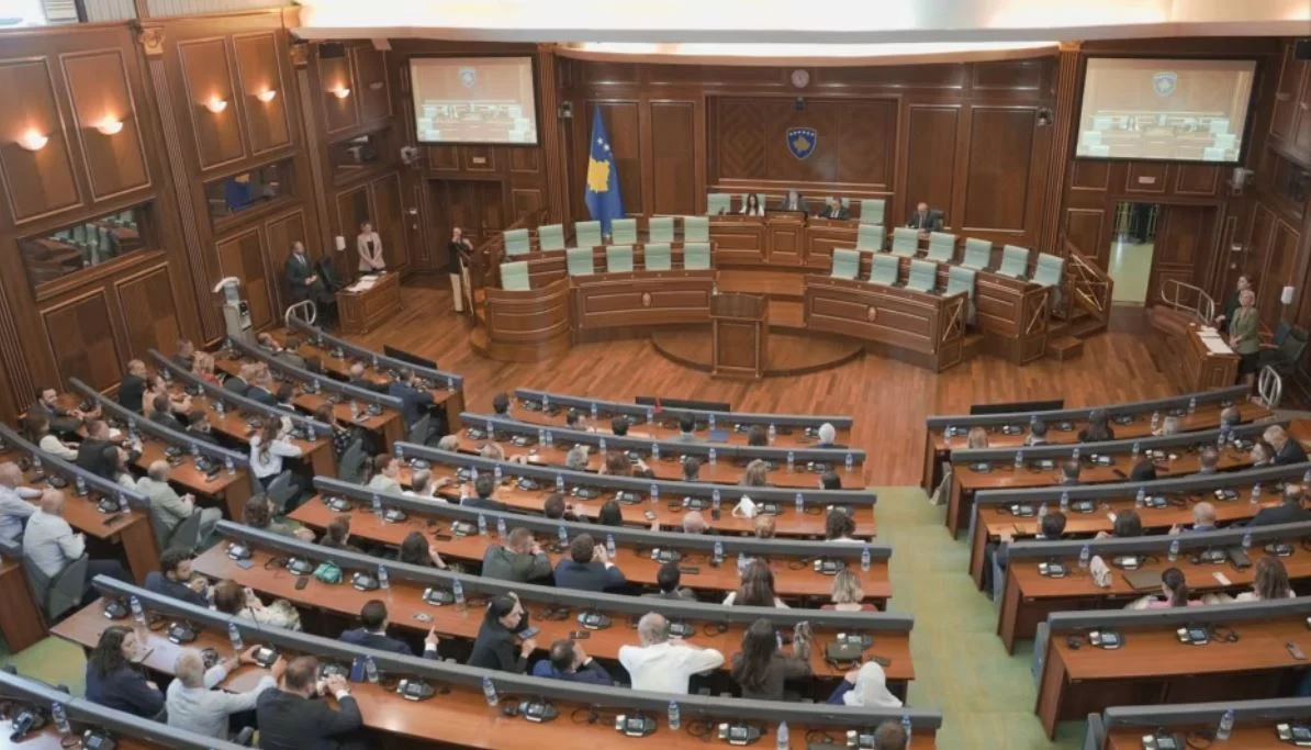 Pa marrëveshje dhe pa seancë, ngërçi politik në Kosovë hyn në fazë të re