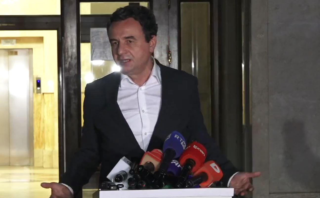  Kurti del pas tri orësh nga takimi me Abdixhikun: Nuk kemi akoma një marrëveshje politike