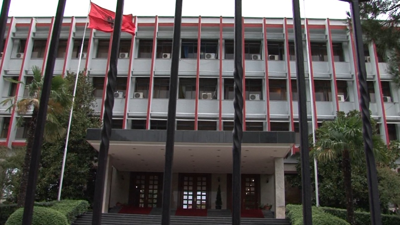 Tërmeti me mbi 250 të vdekur në Kolumbi, reagon Ministria e Jashtme: Nuk ka shqiptarë mes viktimave dhe të plagosurve