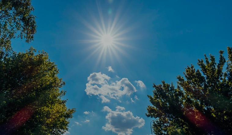 Kthjellime dhe vranësira të pakta kalimtare, ja sa do të jenë temperaturat këtë të enjte