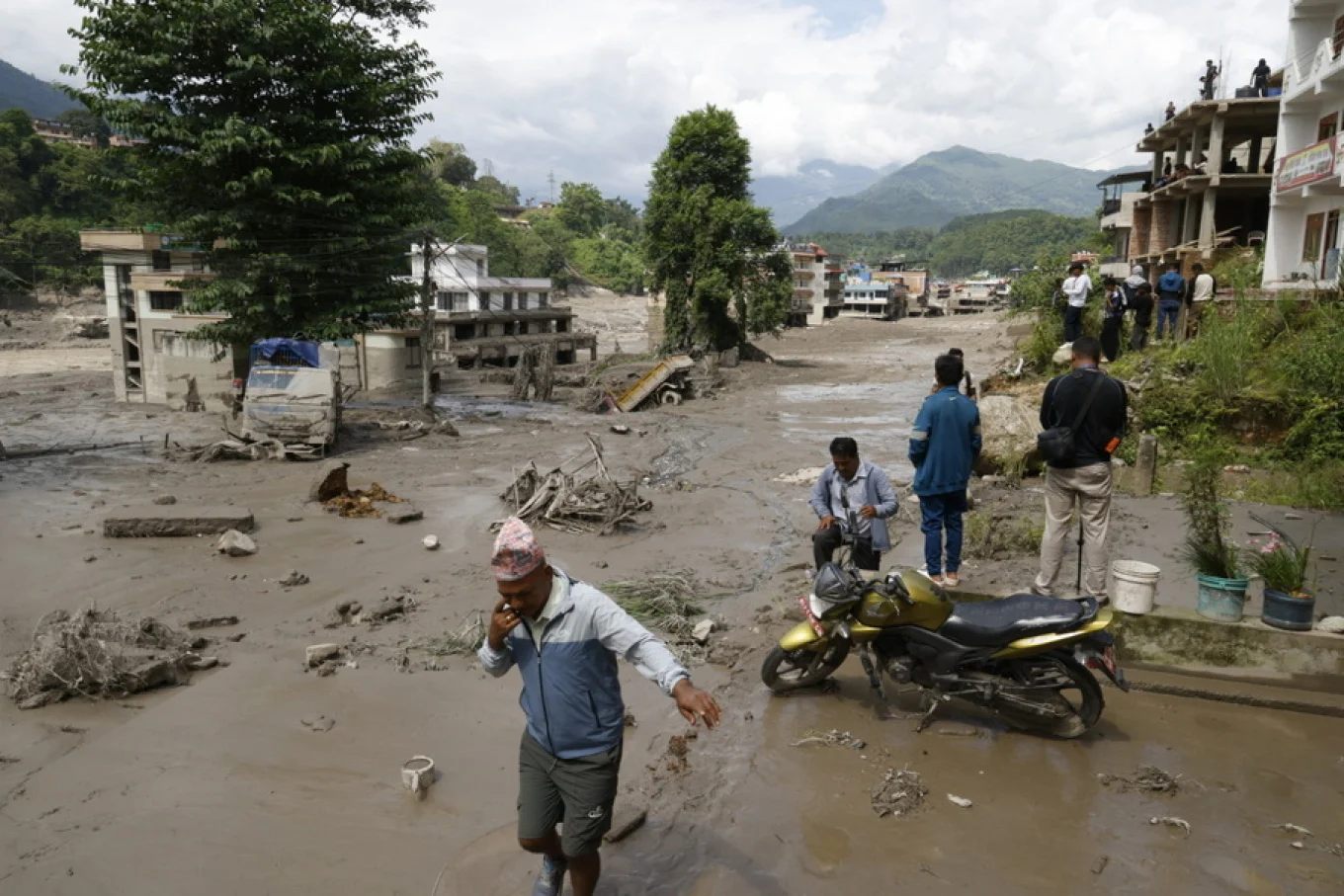 Katastrofa në Nepal-Tibet ‘kambanë alarmi’, ekspertët: Shkrirja e akullnajave dhe ngrohja globale rrisin rrezikun e përmbytjeve