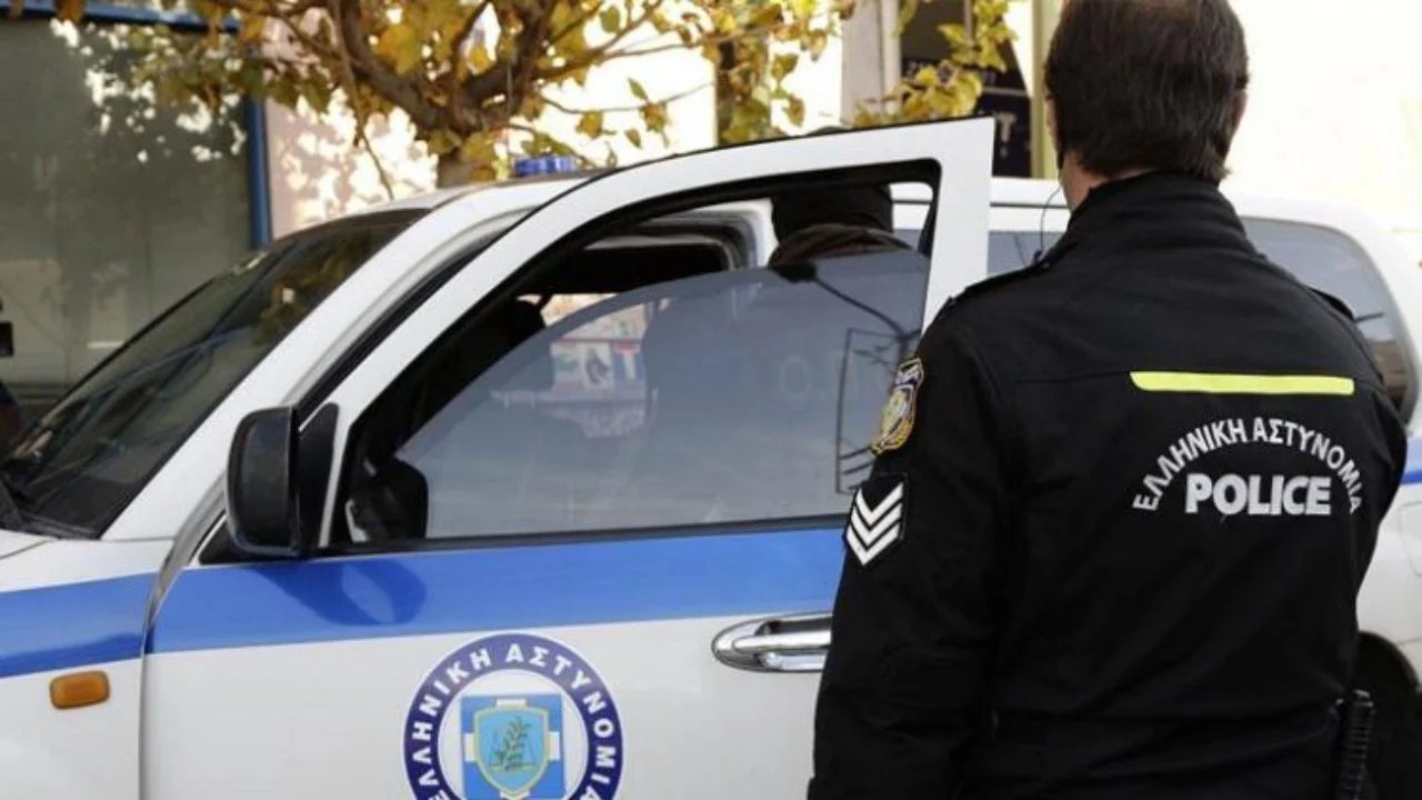 Krim në familjen shqiptare në Greqi/ Burri vret gruan me thikë para syve të fëmijëve dhe tenton t’i japë fund jetës
