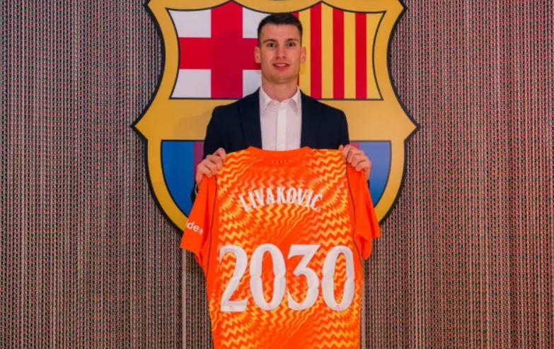 Portieri kroat Livakoviç firmos për 4 vite me Barcelonën, por mund të huazohet menjëherë