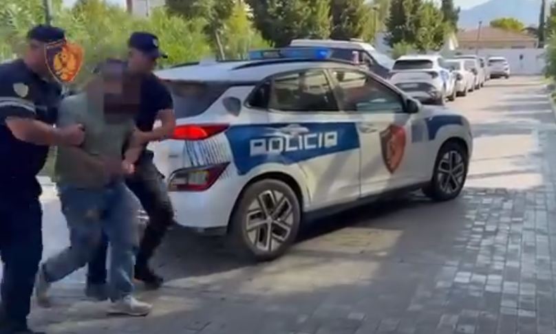 Sherr për ujin, banori plagos rëndë me thikë dhe motorsharrë administratorin e pallatit në Tiranë