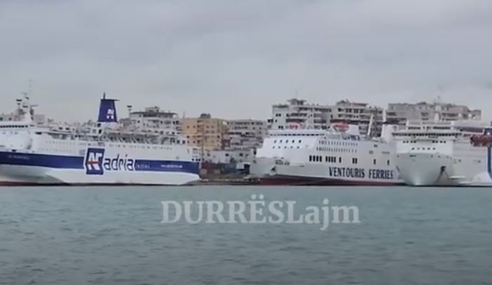 Sot shënohet piku në portin e Durrësit, 8 mijë pasagjerë dhe 2200 mjete mbërrijnë këtë të diel