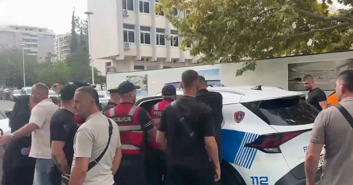 Rama pritet me protesta në Vlorë, shoqërohen në polici 4 persona