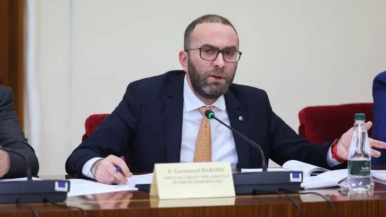 Pagat e magjistratëve, Bardhi: Nuk mund t’i trajtojmë për lëmoshë. Nisma e mazhorances antikushtetuese