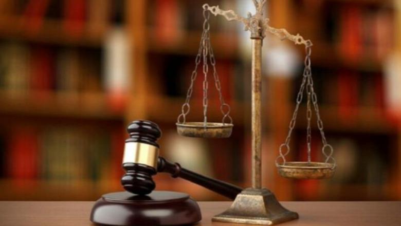 Qeveria bllokoi pagat, reagojnë gjyqtarët dhe prokurorët: Dega e Thesarit të përmbushë detyrimet, po shkelen vendimet e Gjykatës Kushtetuese! Ministria e Financave të ndërhyjë