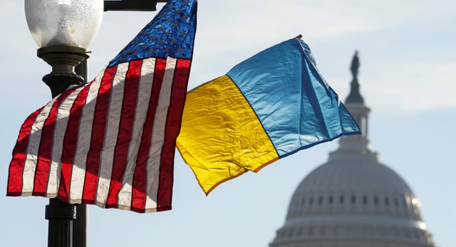 Zyrtari ukrainas për sanksionet mbërrin në Uashington teksa ligji për Rusinë përballet me pengesa
