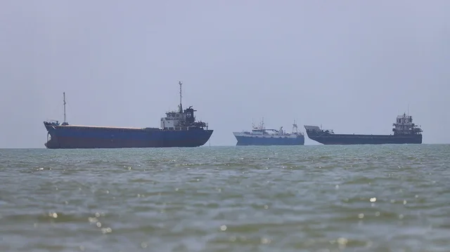 Krizë në Hormuz/ SHBA dhe Irani japin versione të kundërta për sasinë e lëvizjes së naftës