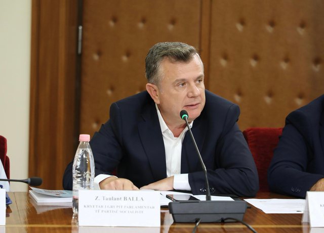 Balla-opozitës: Ne nuk protestojmë si ju kundër gjykatave, respektojmë vendimet e Kushtetueses