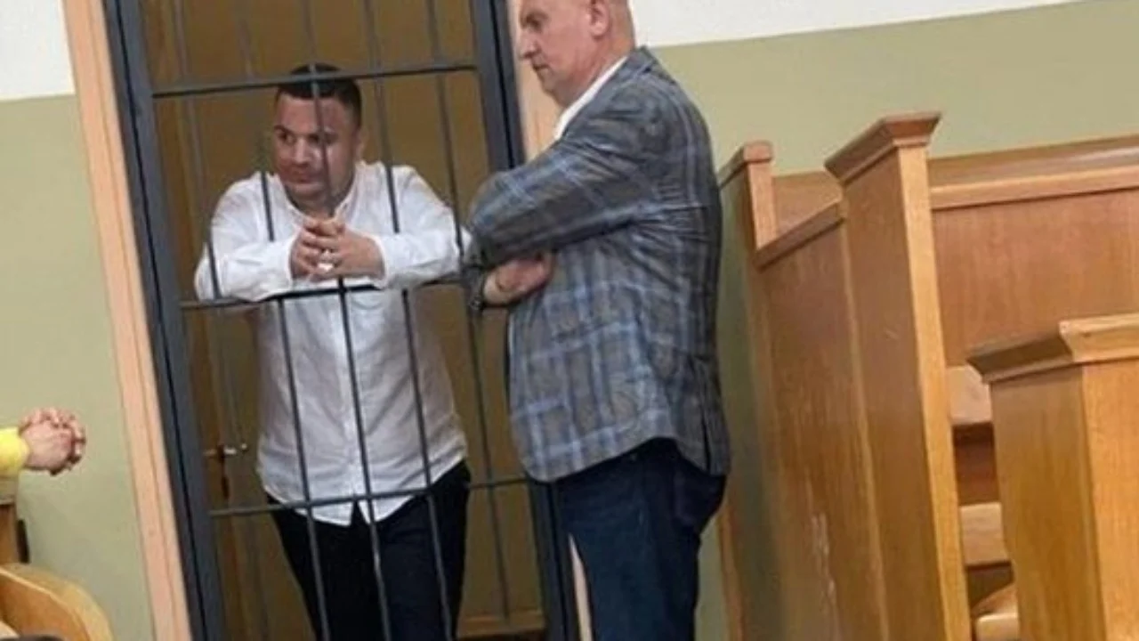 “Më janë shkelur të drejtat”, i dënuari përjetë Laert Haxhiu në Gjykatën Kushtetuese, kërkon rigjykim të çështjes