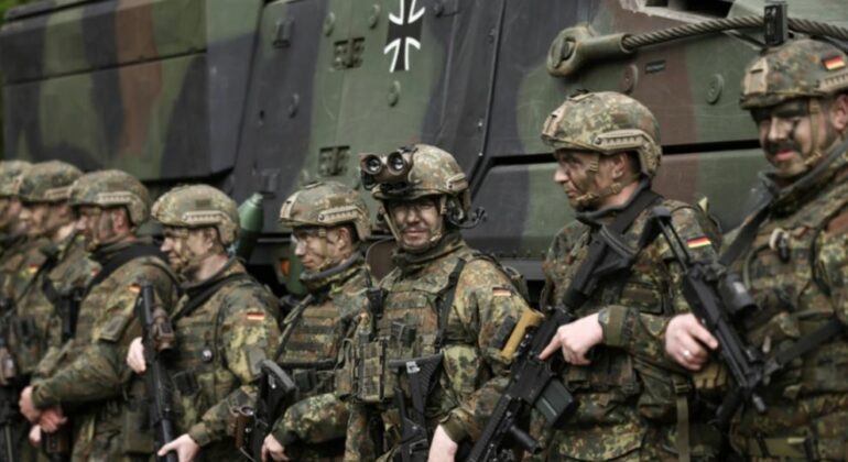 NATO po përgatitet kundër Rusisë, Gjermania dërgon 1,000 ushtarë në Lituani