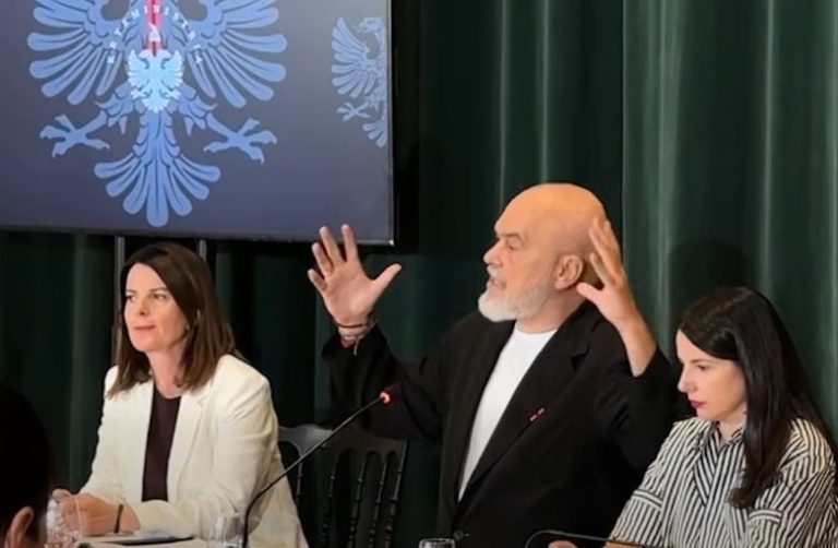 Rama paralajmëron masa për administratën: Kush shkel afatet, do të mbajë përgjegjësi