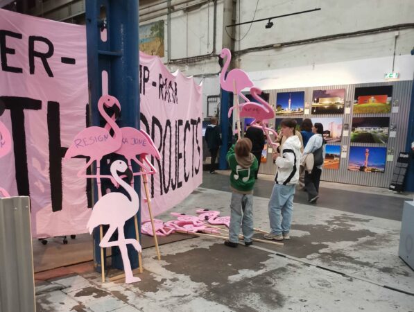 Revolucioni Flamingo në Bienalen Ndërkombëtare të Roterdamit
