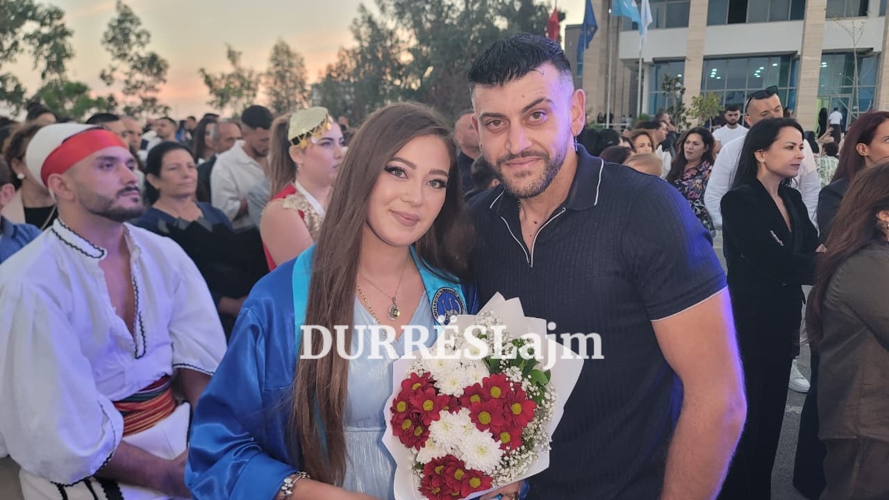 Pas propozimit para syve të mijëra të pranishmëve, flasin dy të rinjtë (VIDEO)