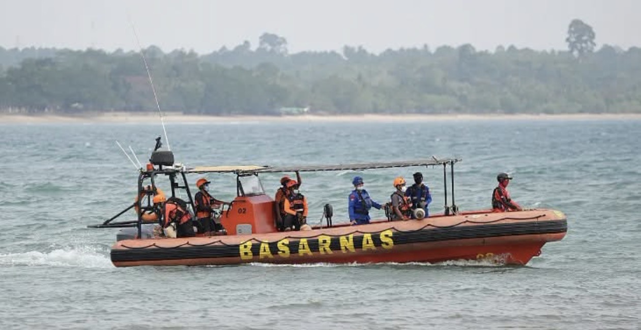 Zhduket trageti në Indonezi, një i vdekur dhe 103 të shpëtuar