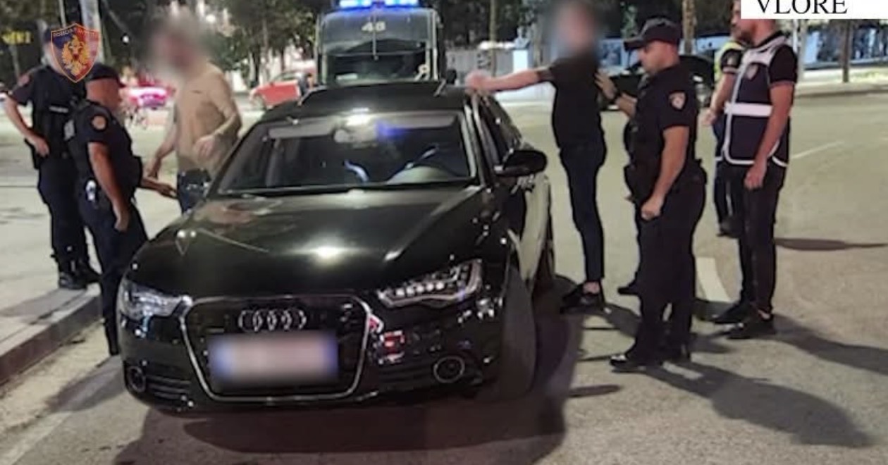 Sekuestrohen 3 makina luksoze në Vlorë